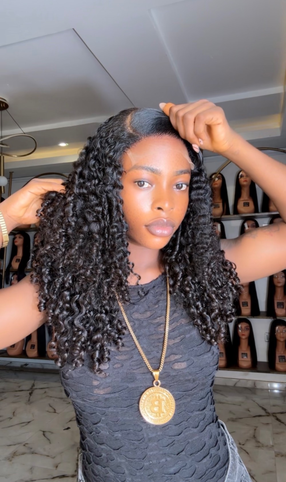 18” black sdd pixie curls