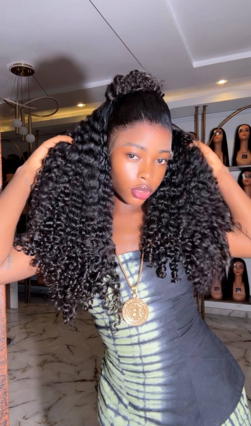 22” black sdd pixie curls