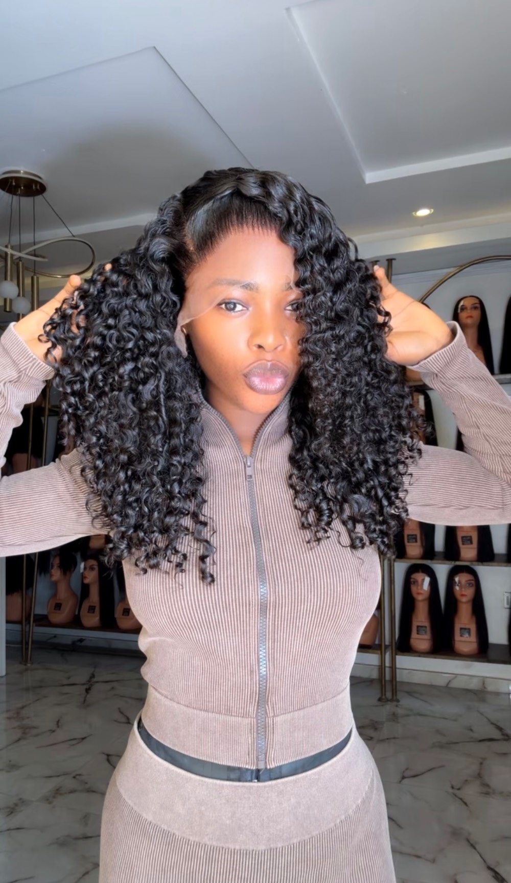 18” black sdd pixie curls