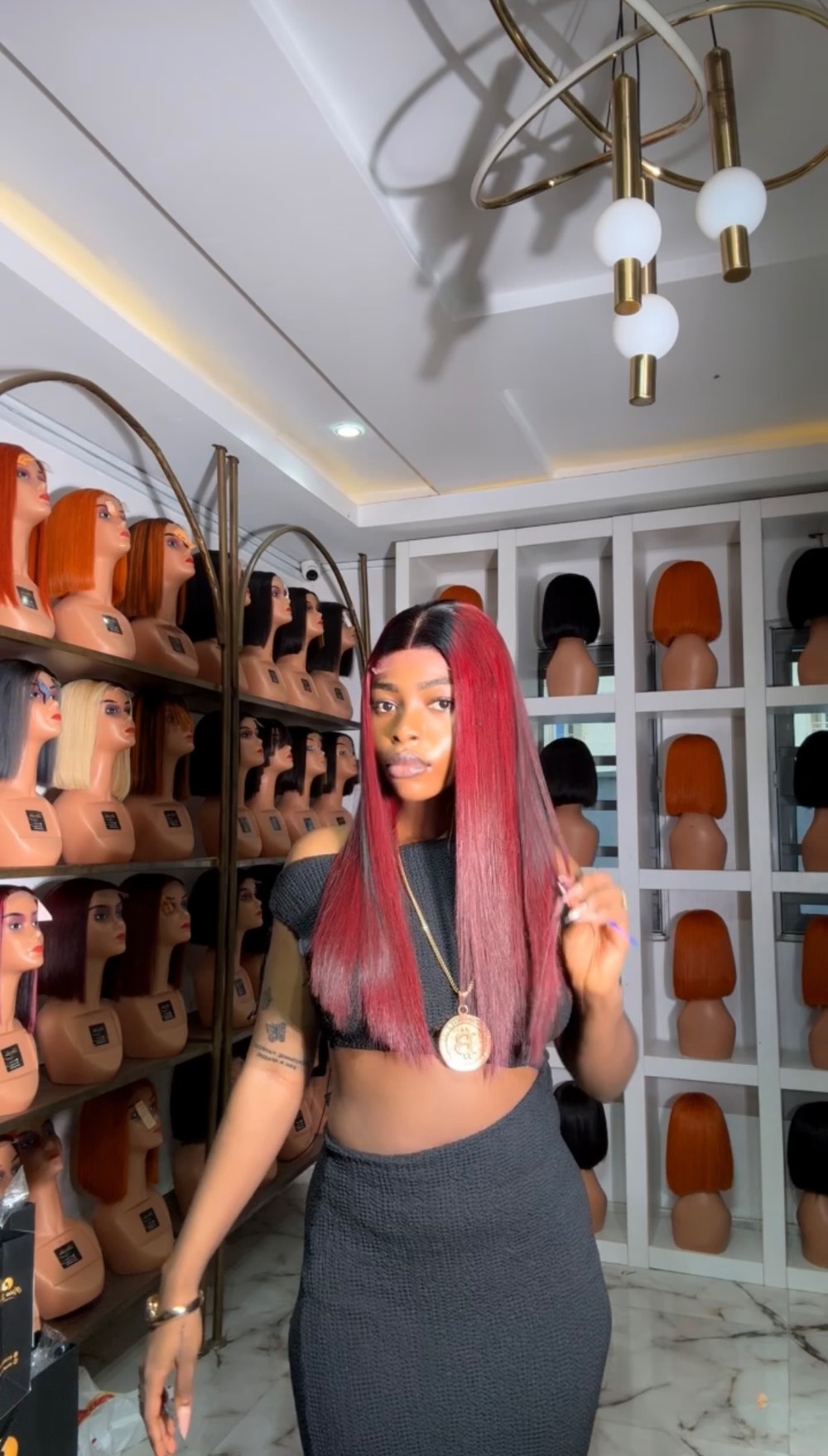 20” burgundy x dark 2/4 closure
